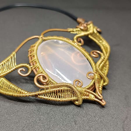 Collier plastron quartz rose – Image 2