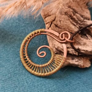 Collier simple spirale